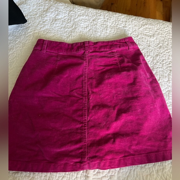 Pink corduroy skirt - Picture 2 of 3